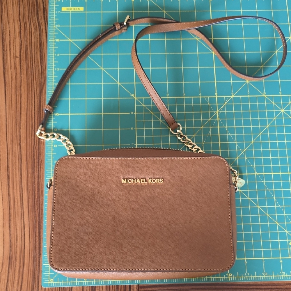 Michael Kors Brown Crossbody Bag Sleek Design